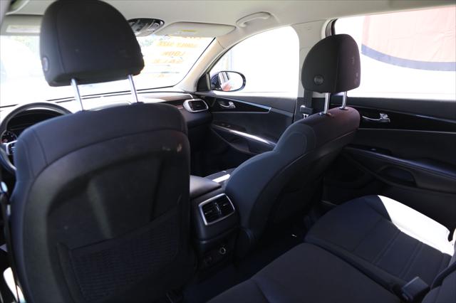 2020 Kia Sorento 3.3L LX