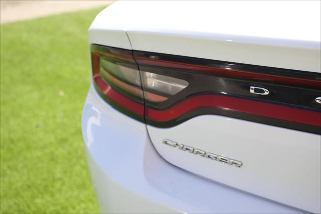2022 Dodge Charger SXT RWD