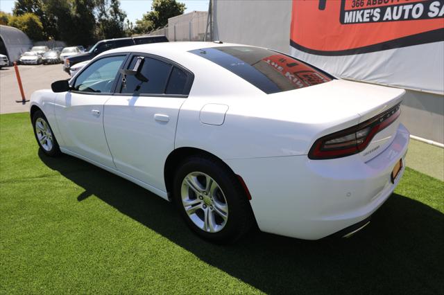 2022 Dodge Charger SXT RWD
