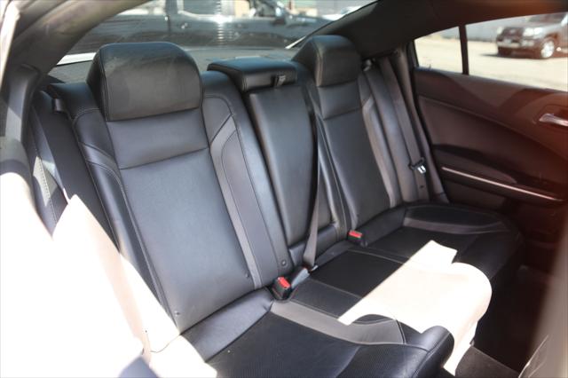 2022 Dodge Charger SXT RWD