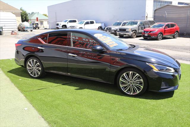 2023 Nissan Altima SL FWD