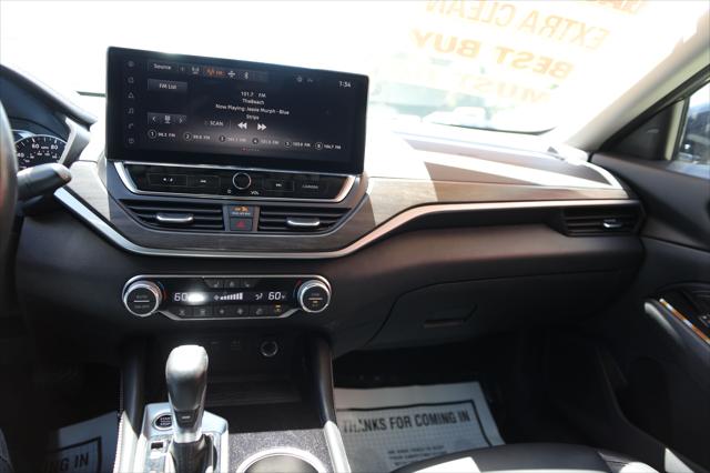 2023 Nissan Altima SL FWD