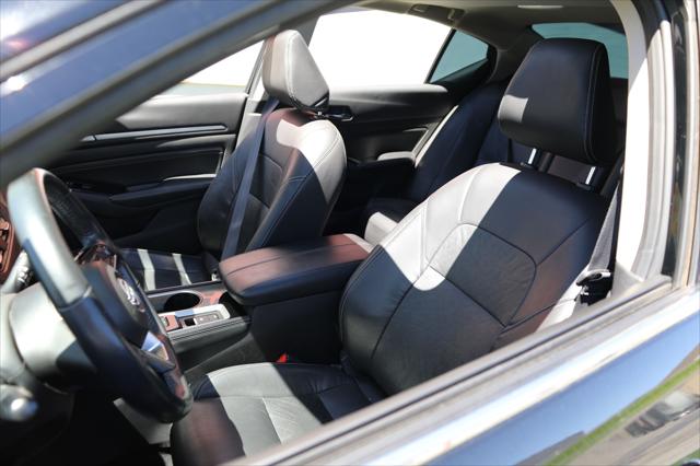2023 Nissan Altima SL FWD