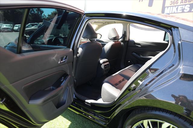 2023 Nissan Altima SL FWD