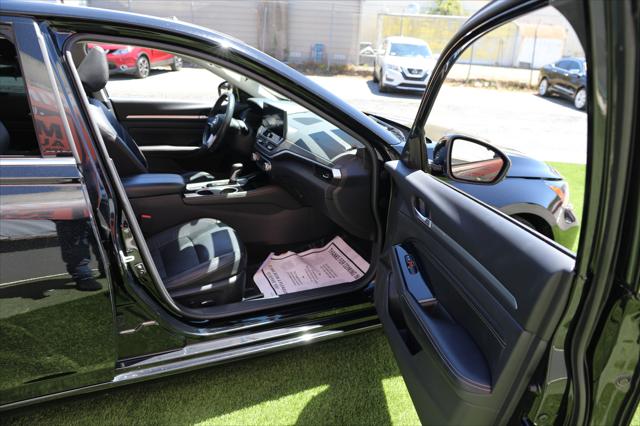 2023 Nissan Altima SL FWD