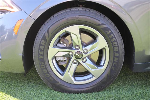 2021 Kia K5 LXS