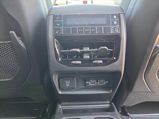 2025 Jeep Grand Cherokee L Limited 4x4