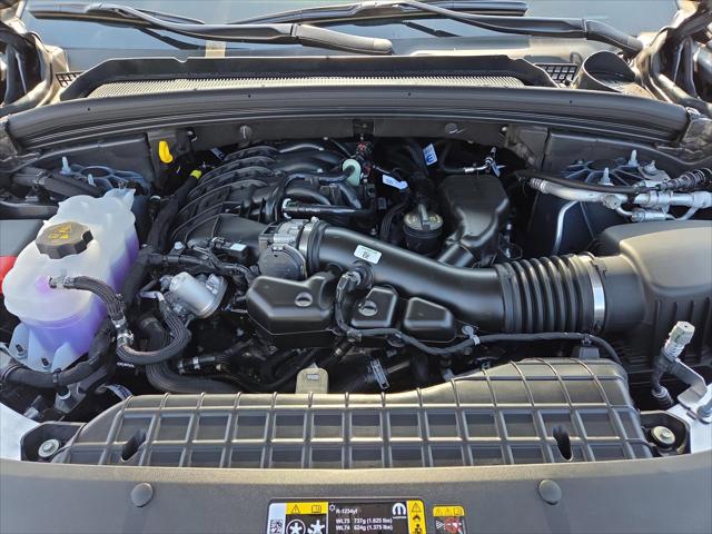 2025 Jeep Grand Cherokee L Limited 4x4