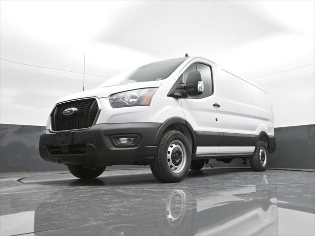 2025 Ford Transit Cargo Van Base
