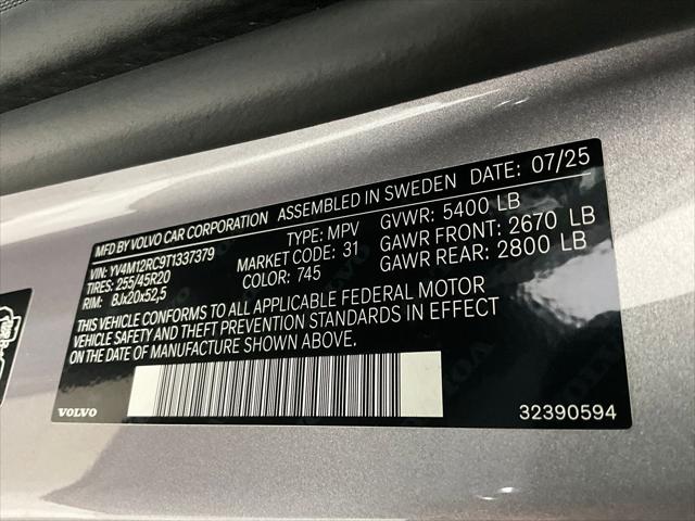 2026 Volvo XC60 B5 Plus