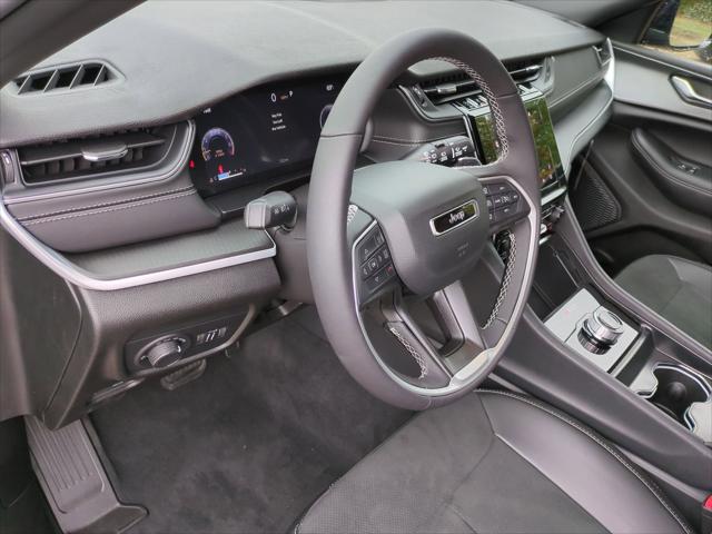 2025 Jeep Grand Cherokee GRAND CHEROKEE L ALTITUDE X 4X4 2025 Jeep Grand Cherokee GRAND CHEROKEE L ALTITUDE X 4X4