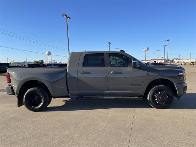 2026 RAM Ram 3500 RAM 3500 LARAMIE MEGA CAB 4X4 64 BOX 2026 RAM Ram 3500 RAM 3500 LARAMIE MEGA CAB 4X4 64 BOX
