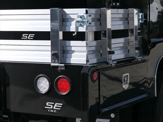 2026 RAM 5500 Chassis RAM 5500 TRADESMAN CHASSIS CREW CAB 4X4 84 CA