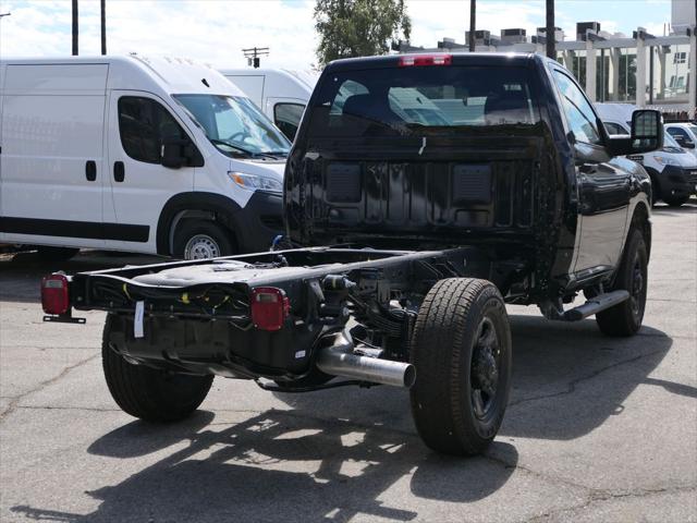 2026 RAM Ram 3500 Chassis Cab RAM 3500 TRADESMAN CHASSIS REGULAR CAB 4X2 60 CA 2026 RAM Ram 3500 Chassis Cab RAM 3500 TRADESMAN CHASSIS REGULAR CAB 4X2 60 CA