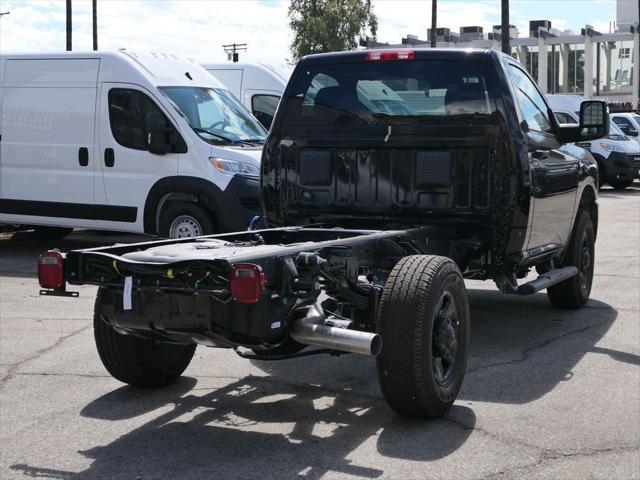 2026 RAM Ram 3500 Chassis Cab RAM 3500 TRADESMAN CHASSIS REGULAR CAB 4X2 60 CA