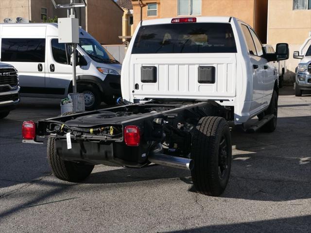 2026 RAM Ram 3500 Chassis Cab RAM 3500 TRADESMAN CREW CAB CHASSIS 4X2 60 CA