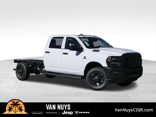 2026 RAM Ram 3500 Chassis Cab RAM 3500 TRADESMAN CREW CAB CHASSIS 4X2 60 CA