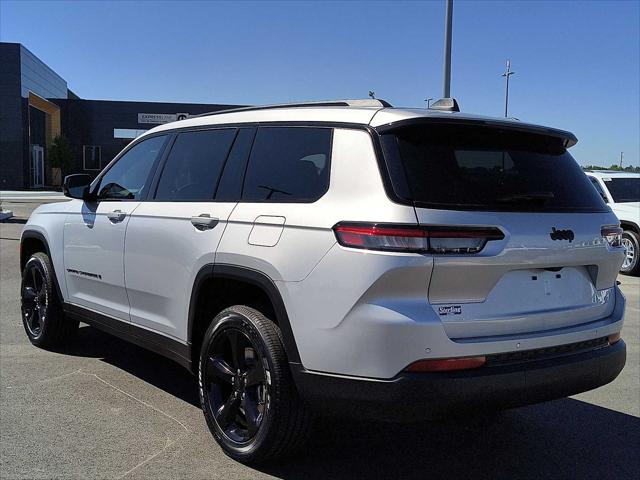 2025 Jeep Grand Cherokee GRAND CHEROKEE L ALTITUDE X 4X2