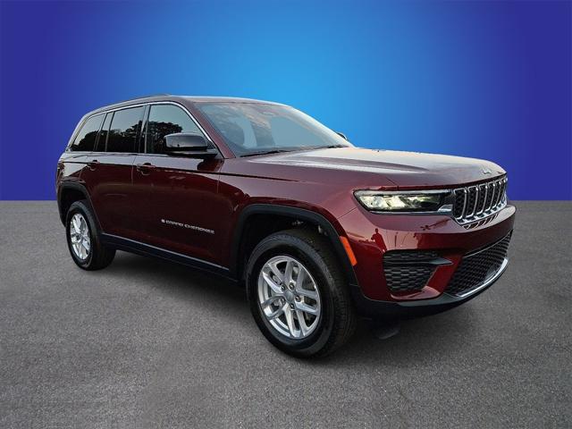 2025 Jeep Grand Cherokee GRAND CHEROKEE LAREDO X 4X4