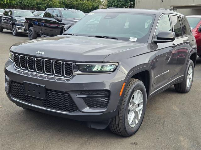 2025 Jeep Grand Cherokee GRAND CHEROKEE LAREDO X 4X4 2025 Jeep Grand Cherokee GRAND CHEROKEE LAREDO X 4X4