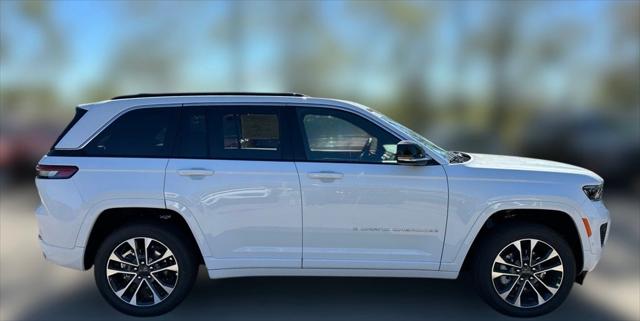 2025 Jeep Grand Cherokee GRAND CHEROKEE OVERLAND 4X4