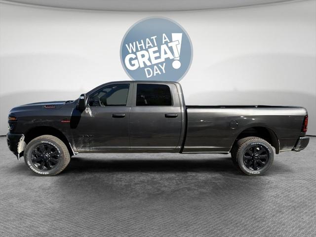 2026 RAM Ram 3500 RAM 3500 BIG HORN CREW CAB 4X4 8 BOX 2026 RAM Ram 3500 RAM 3500 BIG HORN CREW CAB 4X4 8 BOX