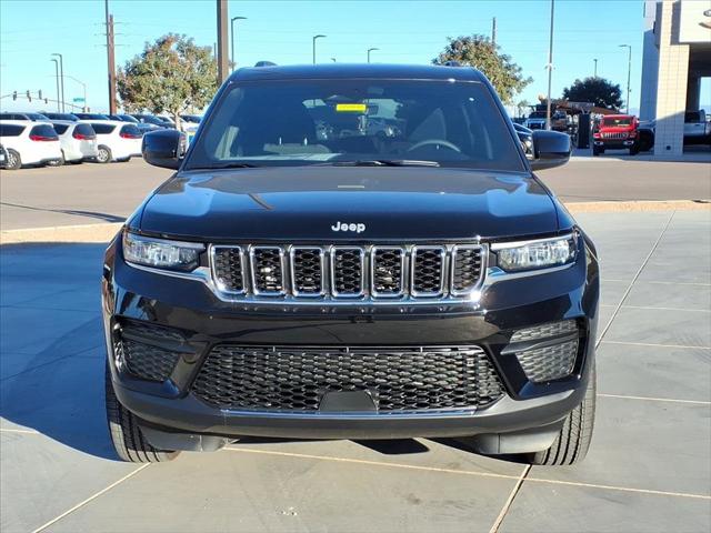 2025 Jeep Grand Cherokee GRAND CHEROKEE LAREDO 4X2