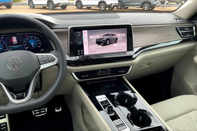 2026 Volkswagen Atlas 2.0T SEL Premium R-Line