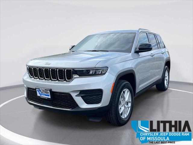 2025 Jeep Grand Cherokee GRAND CHEROKEE LAREDO X 4X4
