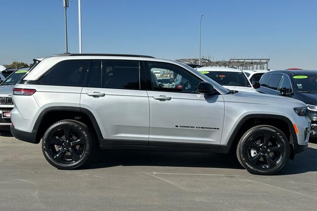 2025 Jeep Grand Cherokee GRAND CHEROKEE LIMITED 4X2 2025 Jeep Grand Cherokee GRAND CHEROKEE LIMITED 4X2