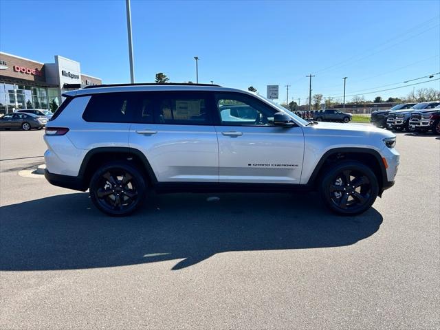2025 Jeep Grand Cherokee GRAND CHEROKEE L LIMITED 4X4 2025 Jeep Grand Cherokee GRAND CHEROKEE L LIMITED 4X4