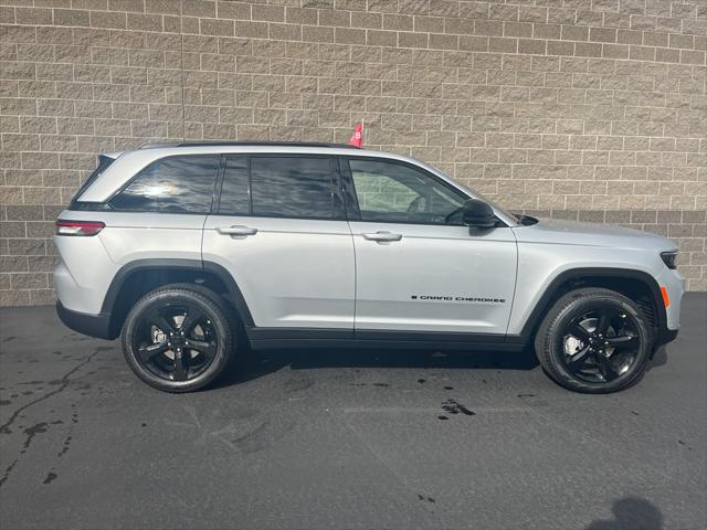 2025 Jeep Grand Cherokee GRAND CHEROKEE LIMITED 4X4 2025 Jeep Grand Cherokee GRAND CHEROKEE LIMITED 4X4