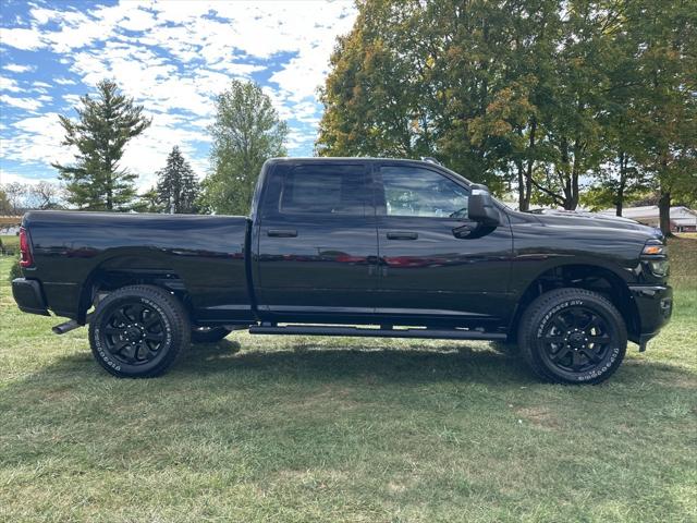 2026 RAM Ram 2500 RAM 2500 BLACK EXPRESS CREW CAB 4X4 64 BOX 2026 RAM Ram 2500 RAM 2500 BLACK EXPRESS CREW CAB 4X4 64 BOX