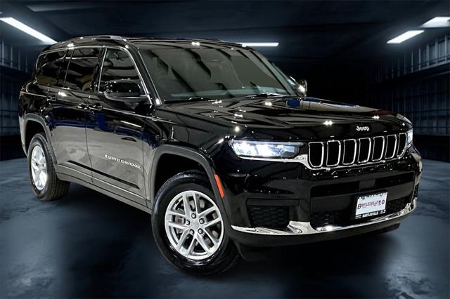 2025 Jeep Grand Cherokee GRAND CHEROKEE L LAREDO X 4X4