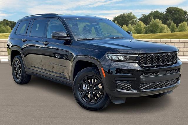 2025 Jeep Grand Cherokee GRAND CHEROKEE L ALTITUDE 4X4