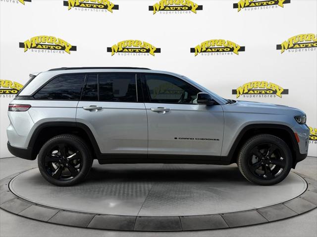 2025 Jeep Grand Cherokee Limited 4x2