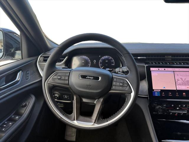 2025 Jeep Grand Cherokee Limited 4x2