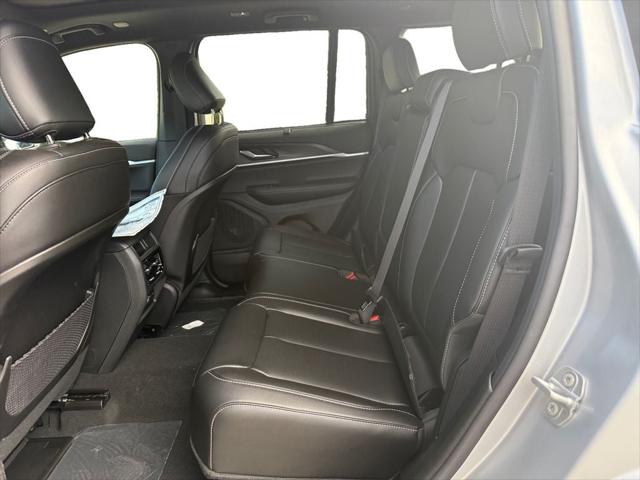 2025 Jeep Grand Cherokee Limited 4x2