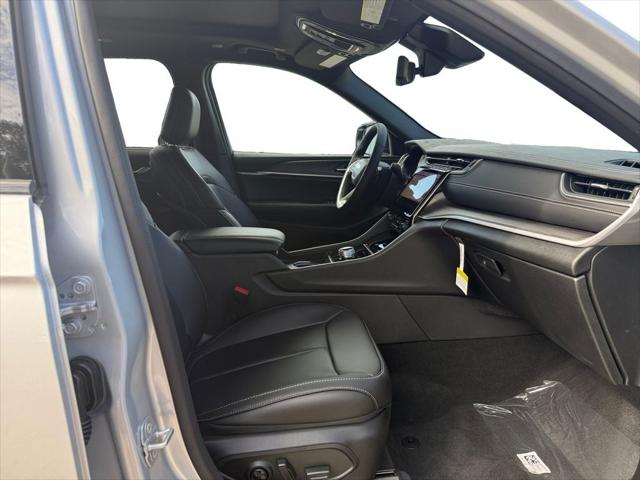 2025 Jeep Grand Cherokee Limited 4x2