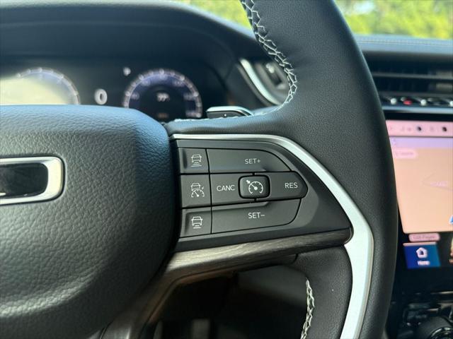 2025 Jeep Grand Cherokee Limited 4x2