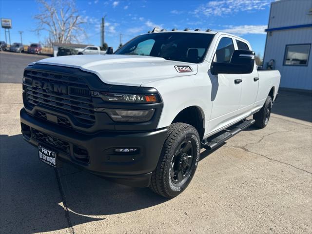 2026 RAM Ram 3500 RAM 3500 TRADESMAN CREW CAB 4X4 8 BOX