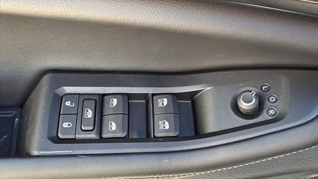 2025 Jeep Grand Cherokee Laredo 4x2