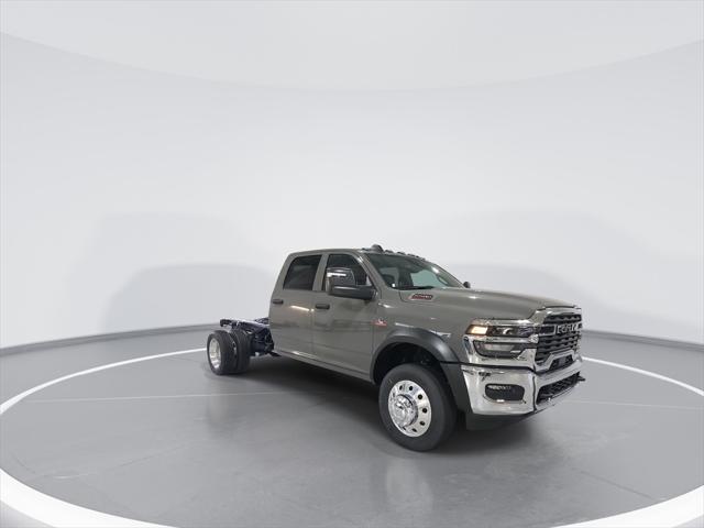 2026 RAM Ram 5500 Chassis Cab RAM 5500 TRADESMAN CHASSIS CREW CAB 4X4 60 CA 2026 RAM Ram 5500 Chassis Cab RAM 5500 TRADESMAN CHASSIS CREW CAB 4X4 60 CA