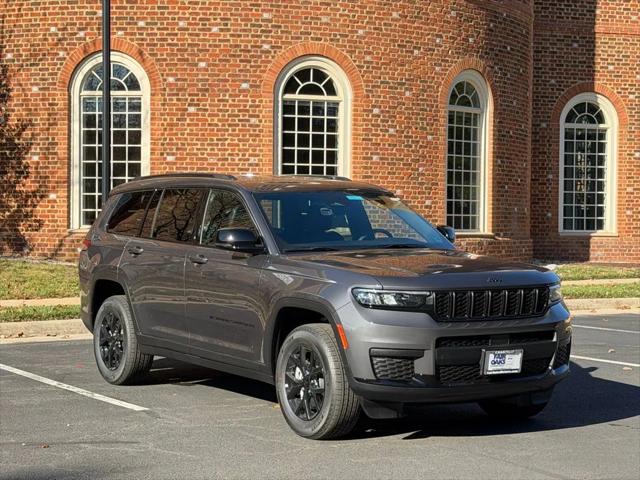 2025 Jeep Grand Cherokee GRAND CHEROKEE L ALTITUDE 4X4