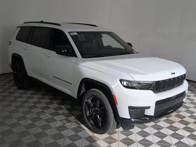 2025 Jeep Grand Cherokee GRAND CHEROKEE L ALTITUDE 4X2