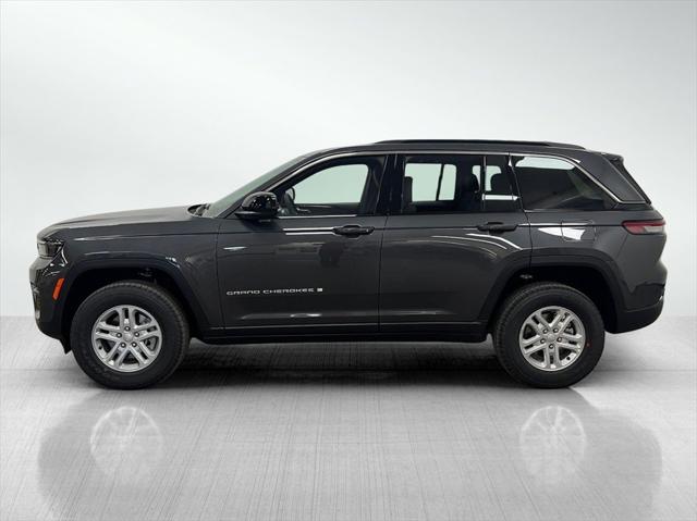 2025 Jeep Grand Cherokee GRAND CHEROKEE LAREDO 4X2