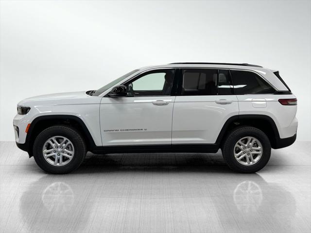 2025 Jeep Grand Cherokee GRAND CHEROKEE LAREDO 4X2