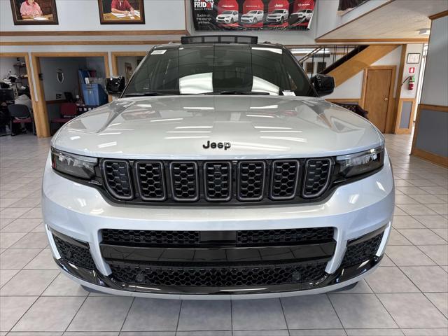 2025 Jeep Grand Cherokee GRAND CHEROKEE L SUMMIT 4X4