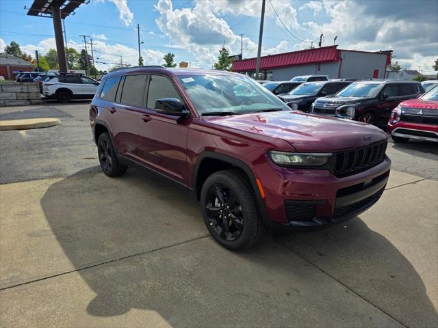 2025 Jeep Grand Cherokee GRAND CHEROKEE L ALTITUDE 4X4