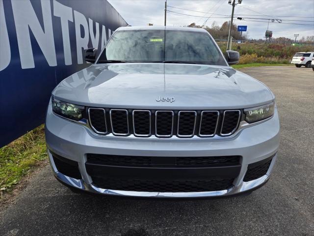 2025 Jeep Grand Cherokee GRAND CHEROKEE L LAREDO 4X4